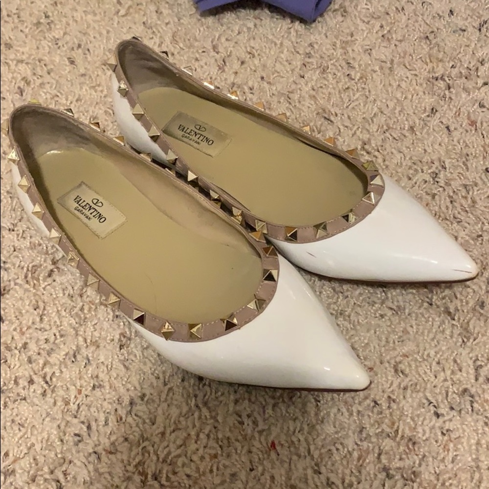 Valentino Rockstud Ivory Flats